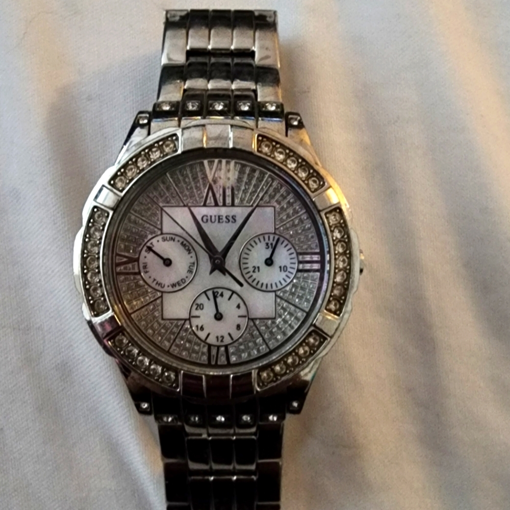 Guess watch